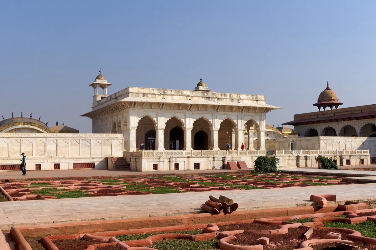 Diwan-i-Khas inside Agra Fort