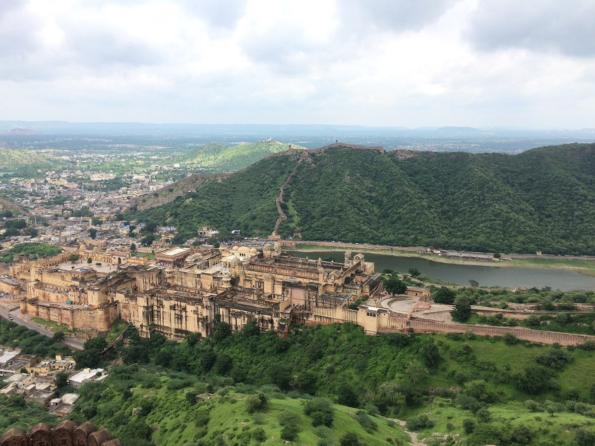 Amber Fort above Maota Lake, seen from Jaigarh Fort