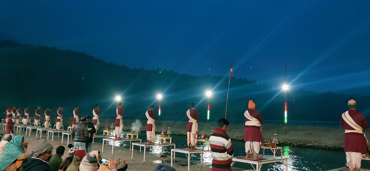 Evening Ganga aarti at Triveni Ghat, Rishikesh